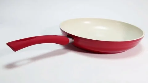 Red frying pan Video stock 69094533