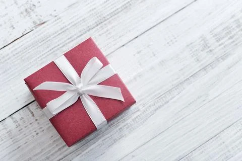 Red gift box Stock Photos