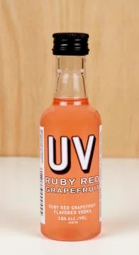 Red grapefruit vodka Stock Photos