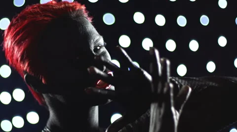 Red Head Turning Close Up 1 Stock-Footage 49196791