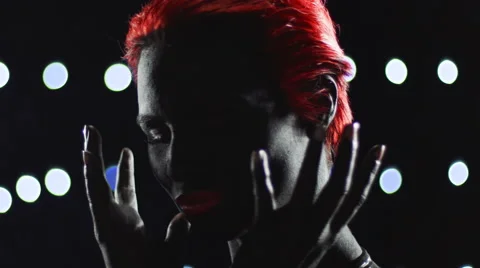 Red Head Turning Close Up Rotate 1 Video stock 49197565