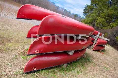 Red kayaks Stock Photos