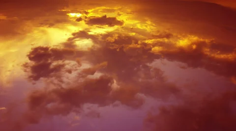 Red landscape  with clouds and sky  Time lapse.  4K ( 4096x2304)    time lapse w Stockbeeldmateriaal 38182628