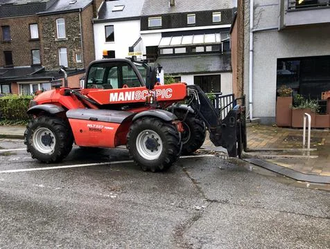 Red Manitou MLT627 Telescopic Handler Stock Photos