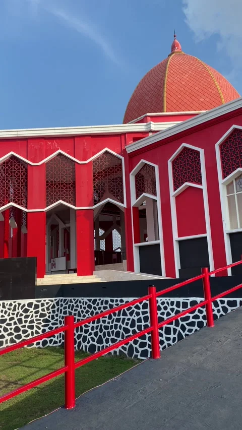 Red mosque Video stock 218067516