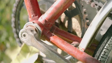 Red Old Bicycle Close-up Shot 動画素材 116413554