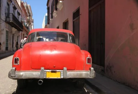 Red oldtimer in havanna Stock Photos