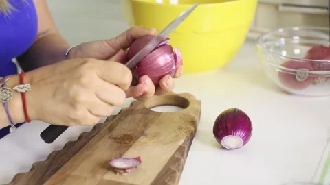 Red onion prepare Stock Footage 171834272