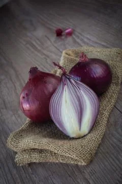Red onions Stock Photos