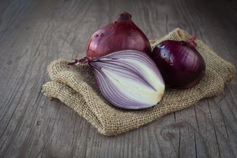 Red onions Stock Photos