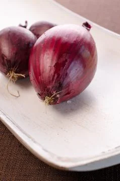 Red onions Stock Photos