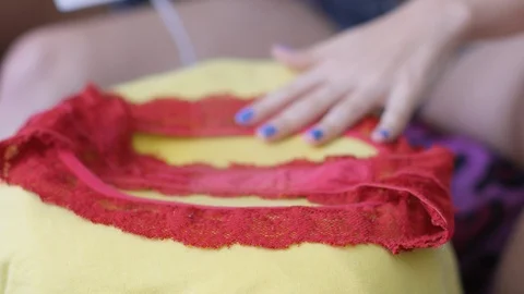 Red panties Vídeo Stock 117258223