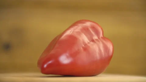 Red pepper on a spinning table Stock Footage 117099175