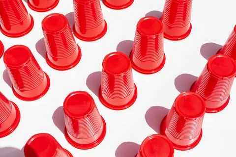 Red Plastic Drinking Cups pattern as a background Foto stock