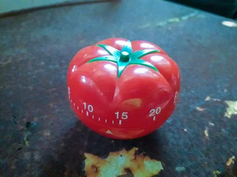 Red Pomodoro timer to help in concentration, improve productivity. Foto stock