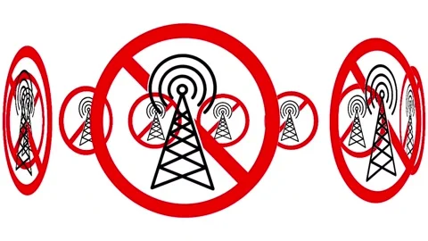 Red Prohibition Sign Over Cell Tower - Disconnected Network Icon 動画素材 335882967