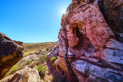 Red Rock Canyon Erosion Patterns Afternoon Sunlit Perspective Foto stock