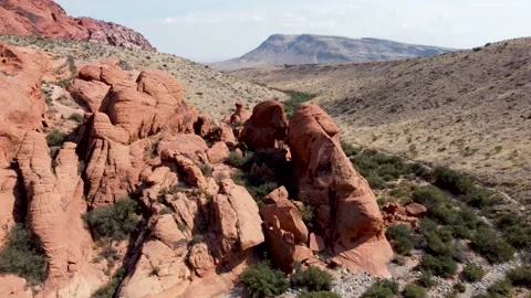 Red Rock Formation Descend Video stock 196822839