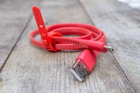 Red rolled data cable Foto stock