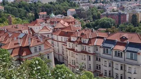 Red Rooftops Of Prague From Vysehrad Ramparts Vidéo 343426285