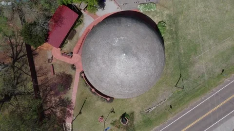 Red Round Barn 2 Video stock 180200096