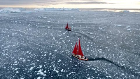 Red sails Stock Photos