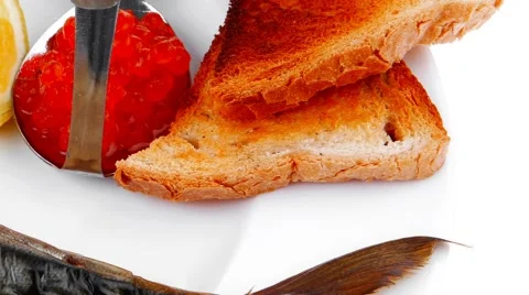 Red salty caviar with fish Vídeos de archivo 45287504