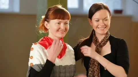 Red Scarf 스톡 동영상 22303896