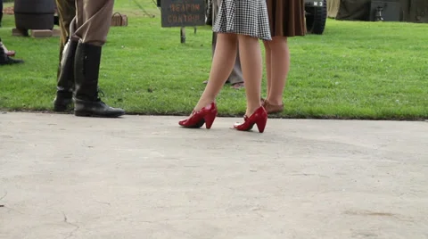 Red Shoes 動画素材 35839551