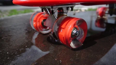 Red skateboard 動画素材 154428286