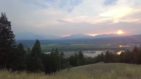 Red sky sun sunset due to wildfire smoke over British Columbia 스톡 동영상 160699234