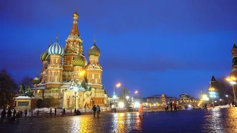 Red Square panorama cremlin clock chimes wall, red star, Saint Basil's Cathedral Stock-Footage 102909202