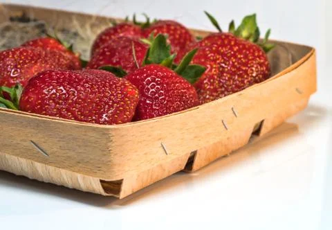 Red strawberries on the table Foto stock