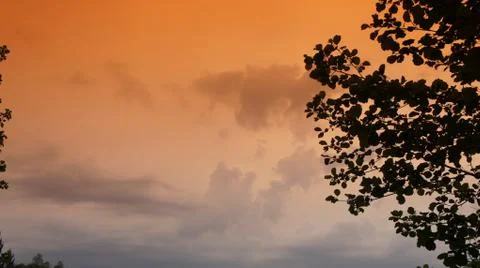 Red Sun with Cloud Fotos de archivo