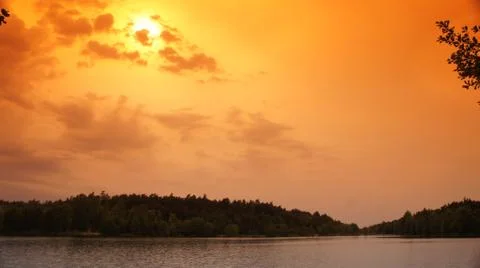 Red Sun with Cloud Fotos de archivo