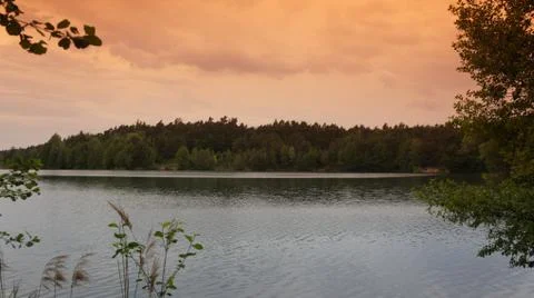 Red Sun with Cloud Stock-Fotos