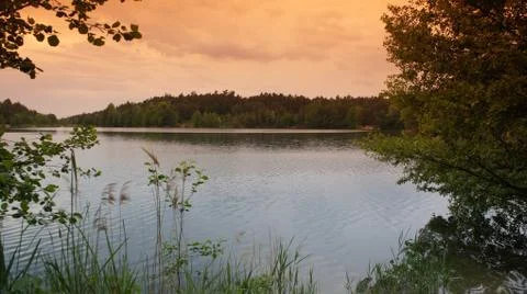 Red Sun with Cloud Fotos Stock