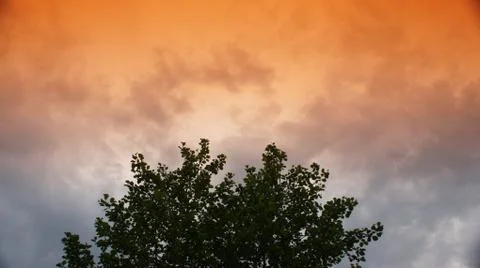 Red Sun with Cloud Fotos de archivo