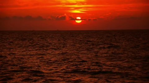 Red sunset over the sea Video stock 33714159