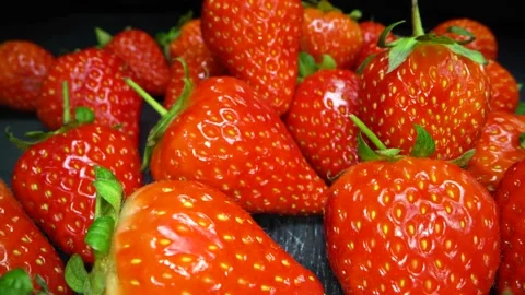 Red sweet strawberry  panning on table Stock Footage 156797722