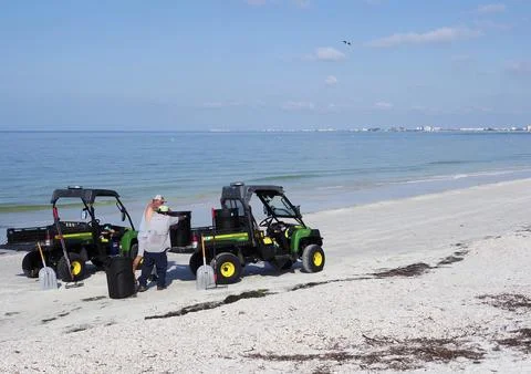 Red tide cleanup Stock Photos