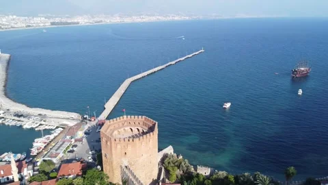 Red tower-1 Kizil kule Alanya, Türkiye Video stock 220358568