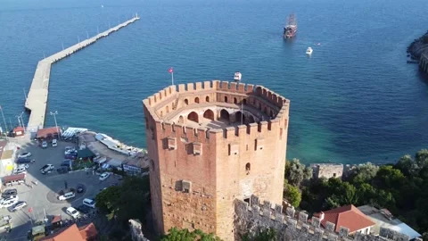 Red tower-3 Kizil kule, Alanya, Türkiye Video stock 220515193