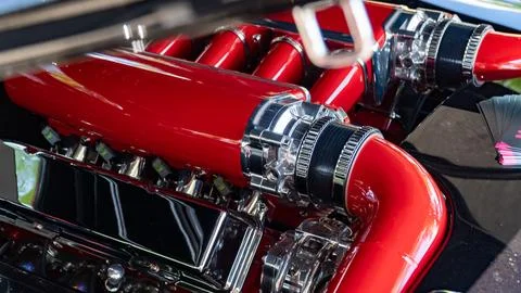 Red V8 engine Foto stock