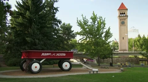 Red Wagon and Clock Tower in Spokane, 4K Stock-Footage 44726312