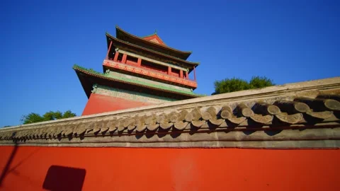Red walls and temples in ancient Chinese architecture Video stock 157036081