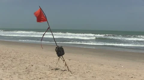 Red warning flag. Stock-Footage 22319924