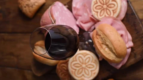 Red wine in a glass. Stock Footage 155451228