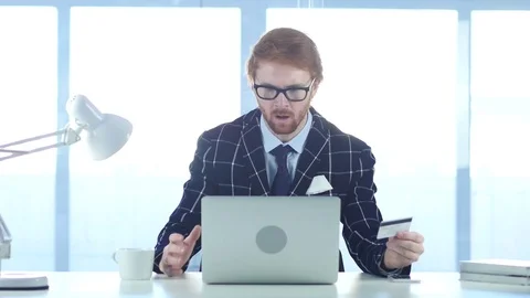 Redhead Man Reacting to Fail Online Transaction, Payment by Credit Card Stock Footage 80935790