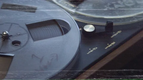 Reel to reel static Stock Footage 127389579